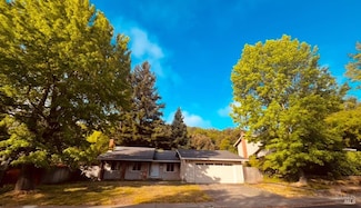 31 Mount Tallac Ct, San Rafael, CA 94903