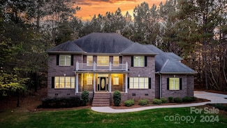 4619 River Hills Dr, Denver, NC 28037