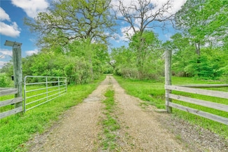 4055 Fm 1696, Iola, TX 77861