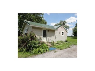 35401 E Old Lexington Rd, Buckner, MO 64016