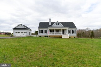 7048 Lakota Rd, Remington, VA 22734