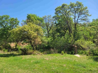 2306 S Maxwell Rd, Marlow, OK 73055