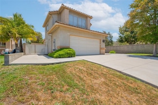 2052 Chenault Place, Simi Valley, CA 93065