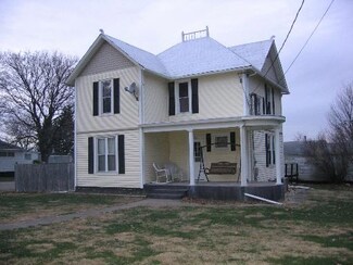 122 W North St, Wyanet, IL 61379