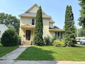 1033 Mechanic St, Osage, IA 50461