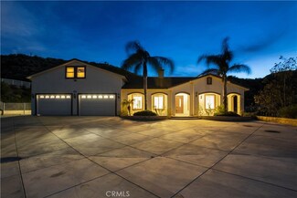 29826 Arroyo Oak Ln, Castaic, CA 91384