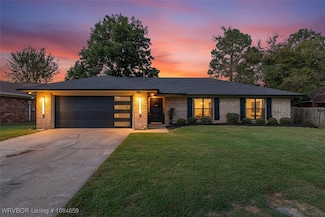 6315 Gary Ln, Fort Smith, AR 72903