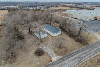 1311 Beck Ln, Lebanon, MO 65536