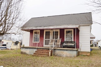 206 W Marion Rd, Greenville, SC 29617