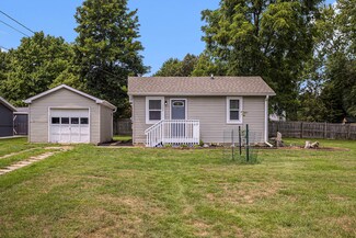 127 Greenfield Blvd, Marshall, MI 49068