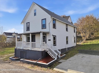 357 Hughes Ct, Scranton, PA 18504