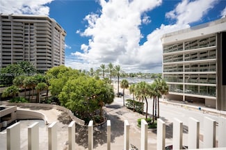 3 Grove Isle Dr Unit C308, Miami, FL 33133