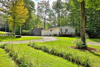 823 Goldcoast Rd, Bridgewtr Cor, VT 05035