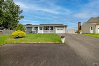 4763 Rosemary Ln, Liverpool, NY 13088