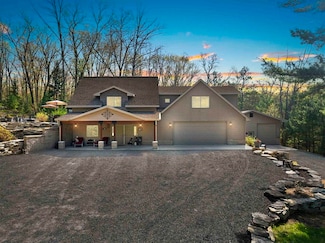 15393 Jacklin Heights Cir, Crivitz, WI 54114