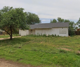 914 S Hockley Ave, Levelland, TX 79336