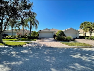 8642 Genova Ct, Naples, FL 34114