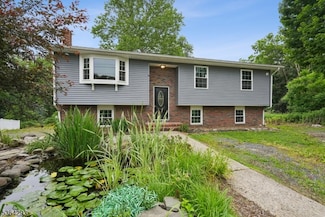 13 Susquehanna Ln, Columbia, NJ 07832