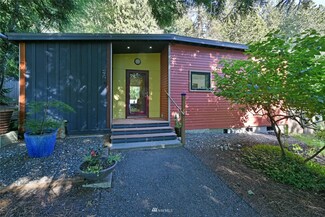 21146 Virginia Ave NE, Kingston, WA 98346