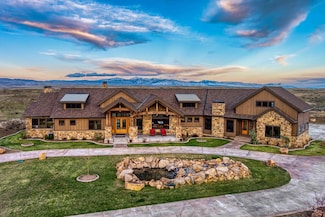 9550 N Springer Ln, Eagle, ID 83616