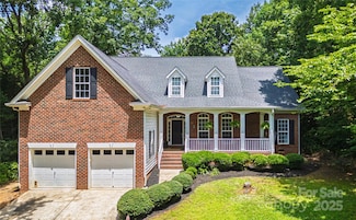 4605 Sarandon Ct, Charlotte, NC 28215