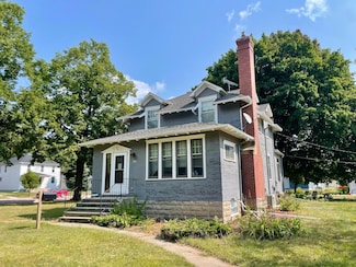 223 N Jackson Ave, Springfield, MN 56087