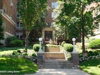 1412 Willow Ave Unit 52, Louisville, KY 40204