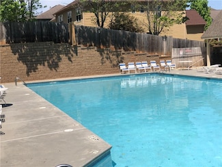 48 Dover Commons Dr, Tucker, GA 30084