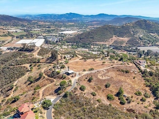 3020 Lynn Ln, San Marcos, CA 92069