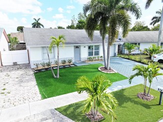 6147 Moonbeam Dr, Lake Worth, FL 33463