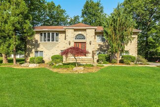 41 N Quince Ln, Monsey, NY 10952
