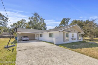 415 Decker St, Jennings, LA 70546