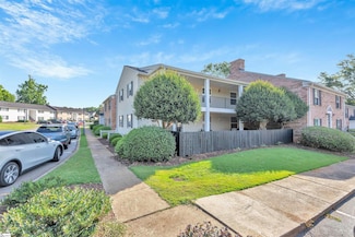 925 Cleveland St Unit 64, Greenville, SC 29601