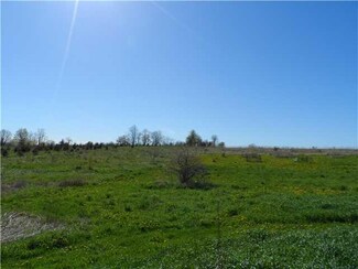 871 Telephone Rd, West Henrietta, NY 14586