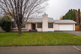 3011 S Yelm St, Kennewick, WA 99337