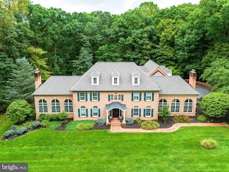 4009 Cloverland Dr, Phoenix, MD 21131