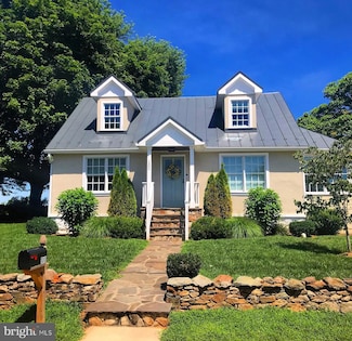 100 W Marshall St, Middleburg, VA 20117