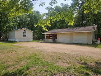 W967 Campfire Rd, Granton, WI 54436