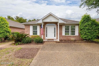 405 Mansfield Pkwy Unit F, Morehead City, NC 28557