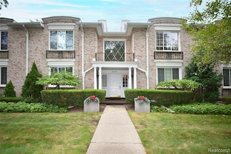 40740 Woodward Ave Unit 38, Bloomfield Hills, MI 48304