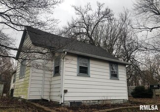 100 Payne St, Marion, IL 62959