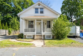 103 Henrietta St, Providence, RI 02904