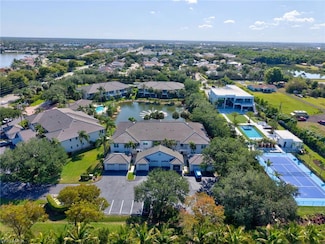 2110 Cay Lagoon Dr Unit 122, Naples, FL 34109