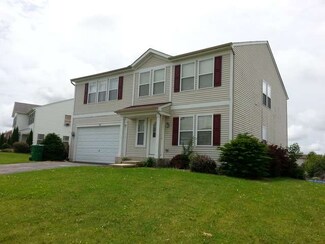 102 Evergreen Dr, Kirkland, IL 60146