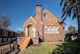 3847 Oakridge Blvd, Saint Louis, MO 63121