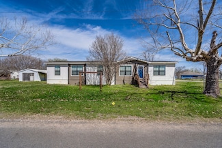 501 W 3rd St, Maypearl, TX 76064