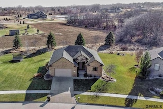 1319 W Cademon Cir, Lincoln, NE 68523