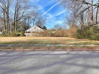 837 East Dr, Memphis, TN 38108