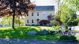 36 Jean Dr, North Attleboro, MA 02760