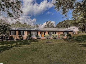 303 Robinall Dr, Easley, SC 29642